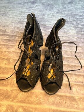 Women's Black Lace-Up Cutout Peep-Toe Heels